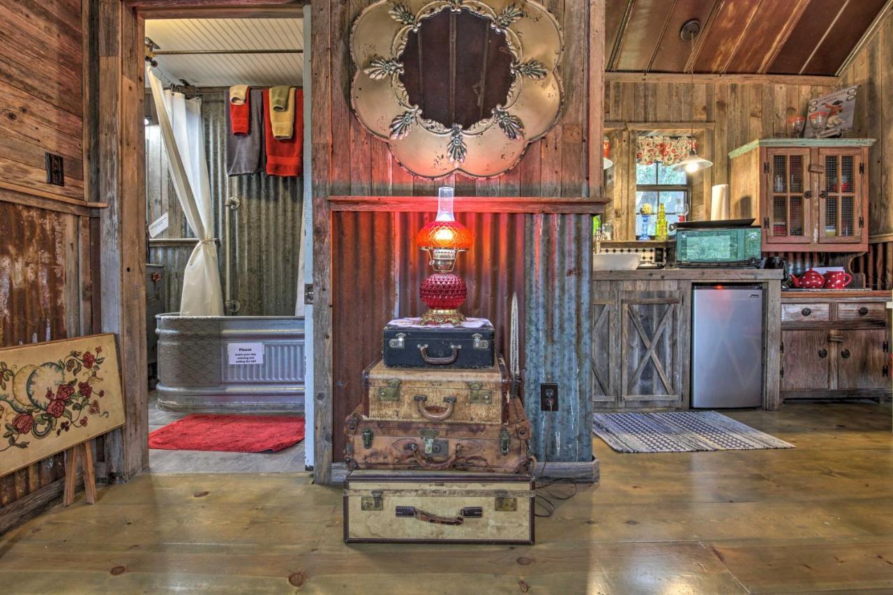 Snuggle Inn Wimberley Cabin With Fire Pit And Deck Luaran gambar
